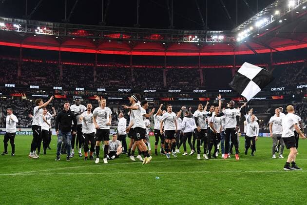 Soccer Europa League semifinal Eintracht Frankfurt West Ham United on 05 05 2022 at Deutsche Bank Park in Frankfurt Frankfurt players celebrate victory and final with fans xHDx