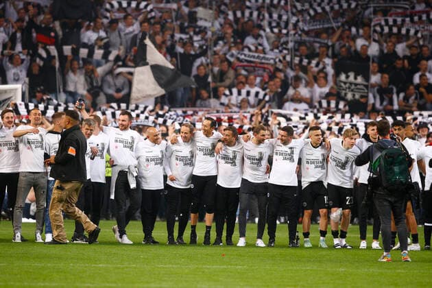 Eintracht Frankfurt v West Ham United UEFA Europa League The Eintracht Frankfurt fans and the Eintracht Frankfurt fans celebrate victory at the end of the UEFA Europa League Semi-Final Second Leg match at the Deutsche Bank Park, Frankfurt Content Not Available For UK Newspapers Copyright: xPaulxChestertonx FIL-16873-0201 UK Newspapers OUT