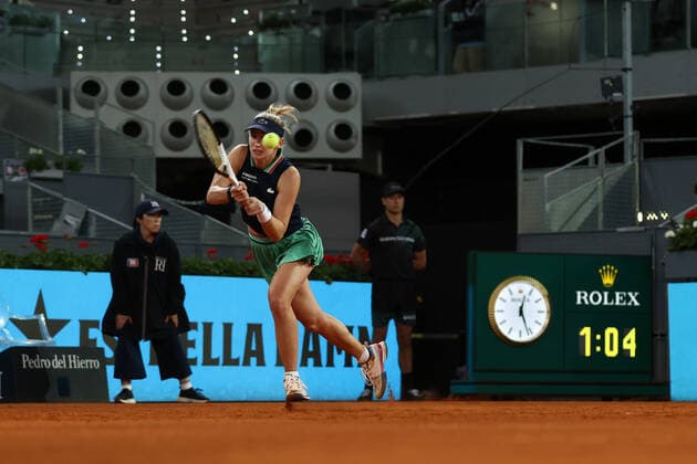 May 6, 2022, MADRID, MADRID, SPAIN: Jil Teichmann of Switzerland in action against Jessica Pegula of United States during the Mutua Madrid Open 2022 celebrated at La Caja Magica on May 05, 2022, in Madrid, Spain. MADRID SPAIN - ZUMAa181 20220506_zaa_a181_015 Copyright: xOscarxJ.xBarrosox