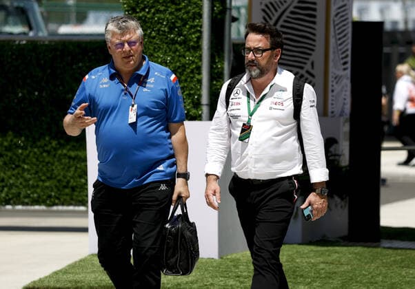 SZAFNAUER Otmar, Team Principal of Alpine F1 Team, portrait during the Formula 1 Crypto.com Miami Grand Prix 2022, 5th round of the 2022 FIA Formula One World Championship, WM, Weltmeisterschaft on the Miami International Autodrome, from May 6 to 8, 2022 in Miami Gardens, Florida, United States of America - F1 - MIAMI GRAND PRIX 2022 DPPI Panoramic  F12022GP05USA_JK312385