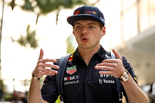 VERSTAPPEN Max (ned), Red Bull Racing RB18, portrait during the Formula 1 Crypto.com Miami Grand Prix 2022, 5th round of the 2022 FIA Formula One World Championship, WM, Weltmeisterschaft on the Miami International Autodrome, from May 6 to 8, 2022 in Miami Gardens, Florida, United States of America - F1 - MIAMI GRAND PRIX 2022 DPPI Panoramic  F12022GP05USA_JK313393