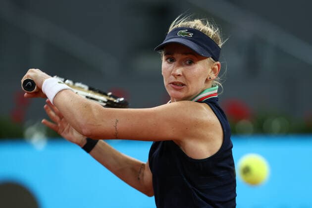May 6, 2022, MADRID, MADRID, SPAIN: Jil Teichmann of Switzerland in action against Jessica Pegula of United States during the Mutua Madrid Open 2022 celebrated at La Caja Magica on May 05, 2022, in Madrid, Spain. MADRID SPAIN - ZUMAa181 20220506_zaa_a181_046 Copyright: xOscarxJ.xBarrosox