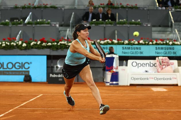 May 6, 2022, MADRID, MADRID, SPAIN: Jessica Pegula of United States in action against Jil Teichmann of Switzerland during the Mutua Madrid Open 2022 celebrated at La Caja Magica on May 05, 2022, in Madrid, Spain. MADRID SPAIN - ZUMAa181 20220506_zaa_a181_058 Copyright: xOscarxJ.xBarrosox