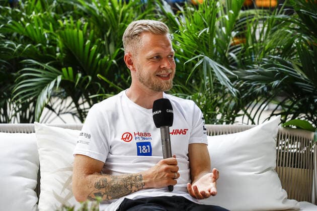 MAGNUSSEN Kevin (den), Haas F1 Team VF-22 Ferrari, portrait interview Canal + during the Formula 1 Crypto.com Miami Grand Prix 2022, 5th round of the 2022 FIA Formula One World Championship, WM, Weltmeisterschaft on the Miami International Autodrome, from May 6 to 8, 2022 in Miami Gardens, Florida, United States of America - F1 - MIAMI GRAND PRIX 2022 DPPI Panoramic  00122013__B3_1376