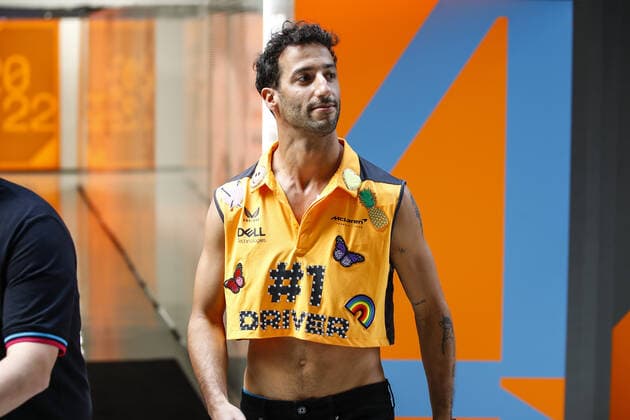 Sport Bilder des Tages RICCIARDO Daniel (aus), McLaren F1 Team MCL36, portrait during the Formula 1 Crypto.com Miami Grand Prix 2022, 5th round of the 2022 FIA Formula One World Championship, WM, Weltmeisterschaft on the Miami International Autodrome, from May 6 to 8, 2022 in Miami Gardens, Florida, United States of America - F1 - MIAMI GRAND PRIX 2022 DPPI Panoramic  00122013__B3_1487