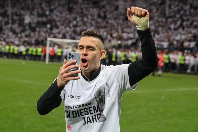 Soccer Europa League semifinal Eintracht Frankfurt West Ham United on 05 05 2022 at Deutsche Bank Park in Frankfurt Rafael Santos Borre Frankfurt 19 is pleased with the victory and the entry into the final UR