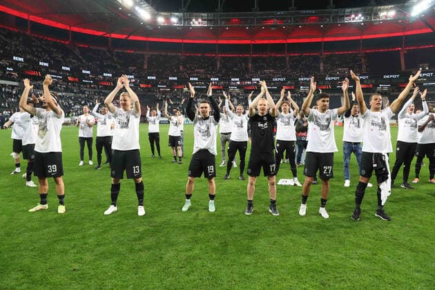 Soccer Europa League semifinal Eintracht Frankfurt West Ham United on 05 05 2022 at Deutsche Bank Park in Frankfurt Goncalo Paciencia Frankfurt 39 , Martin Hinteregger Frankfurt 13 , Rafael Santos Borre Frankfurt 19 , Sebastian Rode Frankfurt 17 , Aymen Barkok Frankfurt 27 , Timothy Chandler Frankfurt 22 are happy about the entry into the final UR