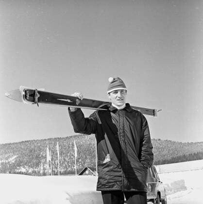 Vladimir Belousov 553646 09.02.1968 The Tenth Winter Olympic Games, Olympische Spiele, Olympia, OS in Grenoble. Vladimir Belousov, Olympic champion in Ski jumping, Skispringen, Ski, nordisch (NH). Yuriy Somov Sputnik Grenobl France  Copyright: xYuriyxSomovx