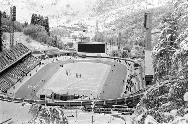 Archivbilder der Woche SPORT KW19 Medeo high-altitude sports complex 6542466 17.01.1986 The Kazakh SSR. The Medeo high-altitude sports complex in the Zailiisky Alatau mountain range. M. Dwshluk Kazakhstan  Copyright: xM.xDwshlukx