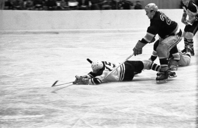 USSR Ice hockey, Eishockey Championships 6130581 15.11.1967 The 1967 USSR Ice Hockey Championships. CSKA Moscow plays against Spartak Moscow, with CSKA players attacking the rival team s goal. Dmitryi Donskoy Russia  Copyright: xDmitryixDonskoyx