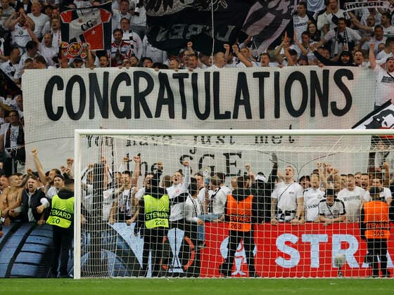05 05 2022, football, Europa League, semifinal, Eintracht Frankfurt West Ham United, GER, Frankfurt am Main, Deutsche Bank Park picture v li banner, poster, fans Copyright: HMBxMedia xHeikoxBecker