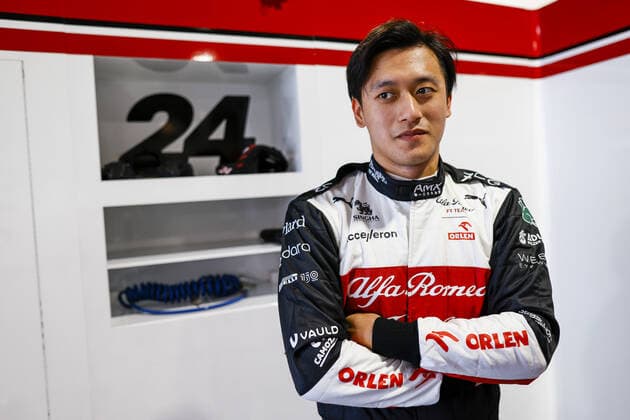 ZHOU Guanyu (chi), Alfa Romeo F1 Team ORLEN C42, portrait during the Formula 1 Crypto.com Miami Grand Prix 2022, 5th round of the 2022 FIA Formula One World Championship, WM, Weltmeisterschaft on the Miami International Autodrome, from May 6 to 8, 2022 in Miami Gardens, Florida, United States of America - F1 - MIAMI GRAND PRIX 2022 DPPI Panoramic  00122013__DE_7554.JPG_