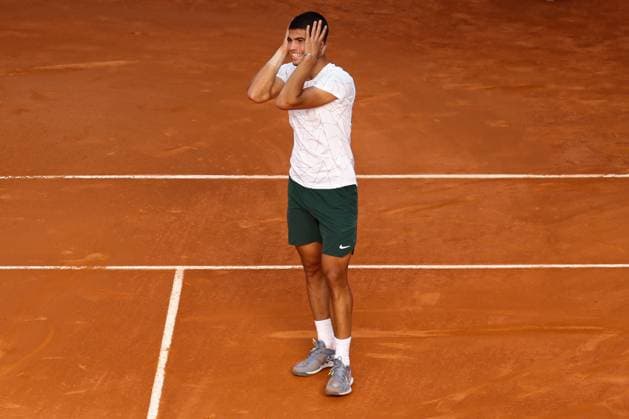 May 5, 2022, MADRID, MADRID, SPAIN: Carlos Alcaraz of Spain reacts after winning against Rafael Nadal of Spain after winning during the Mutua Madrid Open 2022 celebrated at La Caja Magica on May 06, 2022, in Madrid, Spain. MADRID SPAIN - ZUMAa181 20220505_zaa_a181_454 Copyright: xIrinaxR.xHipolitox