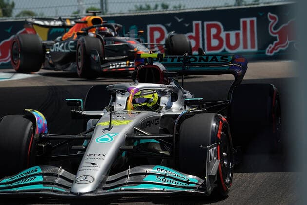 FORMULA 1 CRYPTO COM MIAMI GRAND PRIX 06 05 2022, Miami International Autodrome, Miami, FORMULA 1 CRYPTO COM MIAMI GRAND PRIX ,in picture Lewis Hamilton GBR , Mercedes AMG Petronas Formula One Team, Max Verstappen NEL , Oracle Red Bull Racing nordphotoxGmbHx xBratic nph00250