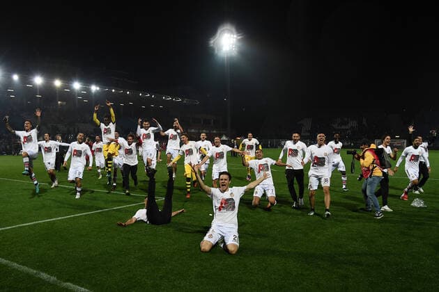 Football, Italy, US Cremonese celebrate promotion