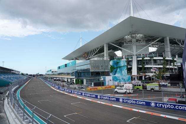04 05 2022, Miami International Autodrome, Miami, FORMULA 1 CRYPTO COM MIAMI GRAND PRIX ,in the picture The new pit area with the start finish straight in Miami Photo EU Images Miami Miami International Autodrome USA  eu-images-506
