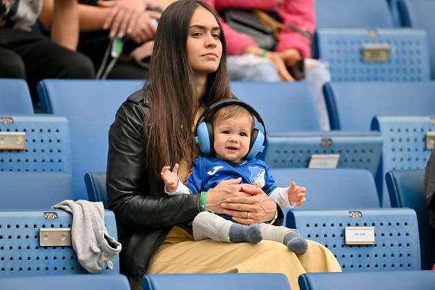 Mija Curkovic wife of Andrej Kramaric TSG 1899 Hoffenheim 27 with child on the tribune headphones TSG 1899 Hoffenheim vs Bayer 04 Leverkusen B04 07 05 2022 DFL REGULATES PROHIBIT ANY USE OF PHOTOGRAPHS AS IMAGE SEQUENCES AND OR QUASI VIDEO TSG 1899 Hoffenheim vs Bayer 04 Leverkusen B04