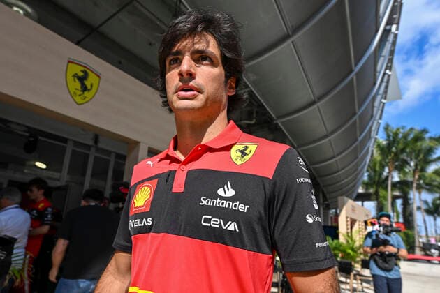 MIAMI GARDENS, FL - MAY 07: Team Ferrari driver Carlos Sainz arrives in the paddock prior to a practice session for the Formula 1 CRYPTO.COM Miami Grand Prix on May 7, 2022 at Miami International Autodrome in Miami Gardens, FL. (Photo by Doug Murray Icon Sportswire)(Photo by Doug Murray Icon Sportswire) AUTO: MAY 07 F1 Crypto.com Miami Grand Prix Icon76220220507012
