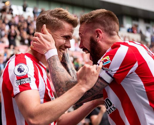 Bilder des Jahres 2022, Sport 05 Mai Sport Themen der Woche KW18 Sport Bilder des Tages Brentford v Southampton - Premier League Kristoffer Ajer of Brentford celebrates after scoring during the Premier League match between Brentford and Southampton at the Brentford Community Stadium, Brentford on Saturday 7th May 2022.  Copyright: xMIxNewsx originalFilename:fletcher-brentfor220507_npCur.jpg
