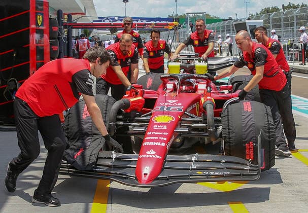F1 - FORMULA 1 CRYPTO.COM MIAMI GRAND PRIX 2022, 07 2022 Miami International Autodrome, Miami, United States on 7 May 2022 Charles Leclerc 16 (MON), Scuderia Ferrari F1-75 pit lane P3 during the FORMULA 1 CRYPTO.COM MIAMI GRAND PRIX 2022, Phil Duncan Editorial Use Only Copyright: xPhilxDuncanx ESM-0459-0011