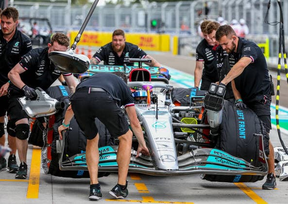 F1 - FORMULA 1 CRYPTO.COM MIAMI GRAND PRIX 2022, 07 2022 Miami International Autodrome, Miami, United States on 7 May 2022 George Russell 63 (GBR), Mercedes W13 pit stop P3 during the FORMULA 1 CRYPTO.COM MIAMI GRAND PRIX 2022, Phil Duncan Editorial Use Only Copyright: xPhilxDuncanx ESM-0459-0013