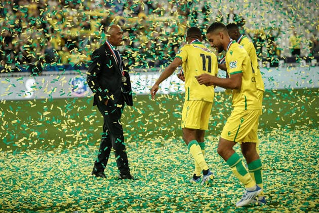 Joie des joueurs de Nantes apres leur victoire en finale contre l OGC Nice - Antoine Kombouare - Entraineur (Nantes) FOOTBALL : Finale de la Coupe de France - OGC Nice vs FC Nantes - 07 05 2022 AurelienMorissard Panoramic 