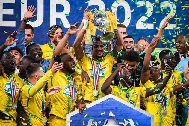 May 7, 2022, Saint-Denis, France, France: Team of Nantes celebrate the victory during the French Cup Final match between OGC Nice and FC Nantes at Stade de France on May 07, 2022 in Saint-Denis near Paris, France. Saint-Denis France - ZUMAm308 20220507_zsp_m308_017 Copyright: xMatthieuxMirvillex