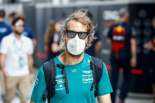 5 Sebastian Vettel DEU, Aston Martin Aramco Cognizant F1 Team , F1 Grand Prix of Miami at Miami International Autodrome on May 7, 2022 in Miami, United States of America Photo by HOCH ZWEI Miami United States of America