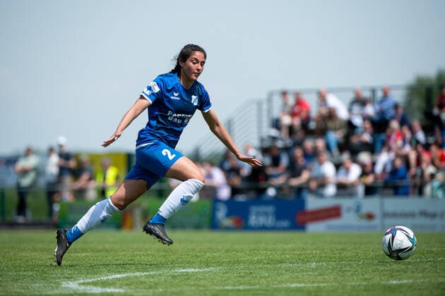 Fatma Sakar SC Sand on the ball, GER, SC Sand vs FC Koeln, Flyeralarm Frauen Bundesliga, 21 Spieltag, 08 05 2022, Spielzeit 2021 2022 GER, SC Sand vs FC Koeln, Flyeralarm Frauen Bundesliga, 21 Spieltag, 08 05 2022, Spielzeit 2021 2022 Copyright: xEibner Memmlerx EP_MMR