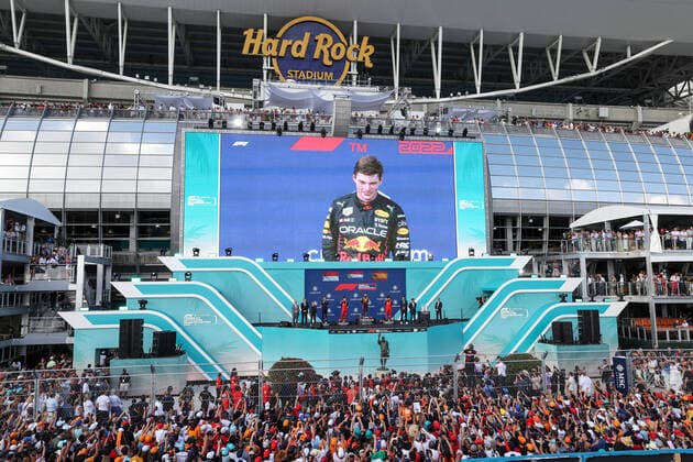 VERSTAPPEN Max (ned), Red Bull Racing RB18, portrait, podium with LECLERC Charles (mco), Scuderia Ferrari F1-75 and SAINZ Carlos (spa), Scuderia Ferrari F1-75 during the Formula 1 Crypto.com Miami Grand Prix 2022, 5th round of the 2022 FIA Formula One World Championship, WM, Weltmeisterschaft on the Miami International Autodrome, from May 6 to 8, 2022 in Miami Gardens, Florida, United States of America - F1 - MIAMI GRAND PRIX 2022 - RACE DPPI Panoramic G00D1012