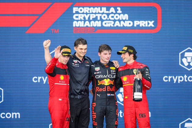 16 Charles Leclerc MCO, Scuderia Ferrari , 1 Max Verstappen NLD, Oracle Red Bull Racing , 55 Carlos Sainz ESP, Scuderia Ferrari , F1 Grand Prix of Miami at Miami International Autodrome on May 8, 2022 in Miami, United States of America Photo by HOCH ZWEI Miami United States of America