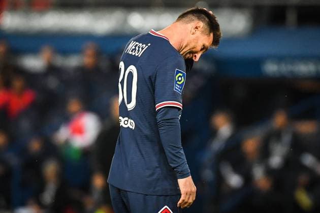 May 8, 2022, Paris, France, France: Lionel (Leo) MESSI of PSG looks dejected during the Ligue 1 match between Paris Saint-Germain (PSG) and ESTAC Troyes at Parc des Princes stadium on May 08, 2022 in Paris, France. Paris France - ZUMAm308 20220508_zsp_m308_037 Copyright: xMatthieuxMirvillex