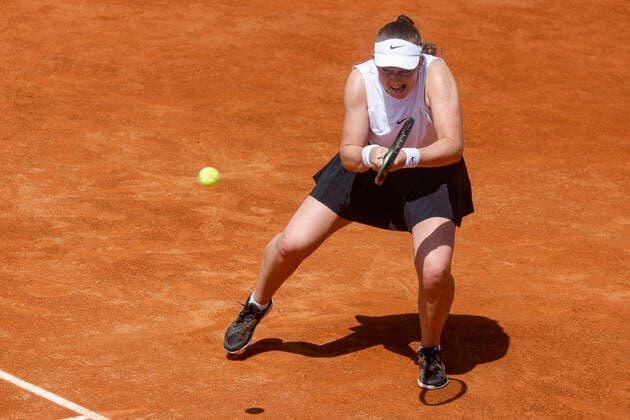 May 10, 2022, ROME, ITALY: Jelena Ostapenko of Latvia in action against Lauren Davis of US, during their women™s singles first round match at the Italian Open tennis tournament in Rome, Italy, 10 May 2022..ANSA FABIO FRUSTACI ROME ITALY - ZUMAa110 20220510_zaf_a110_016 Copyright: xFabioxFrustacix