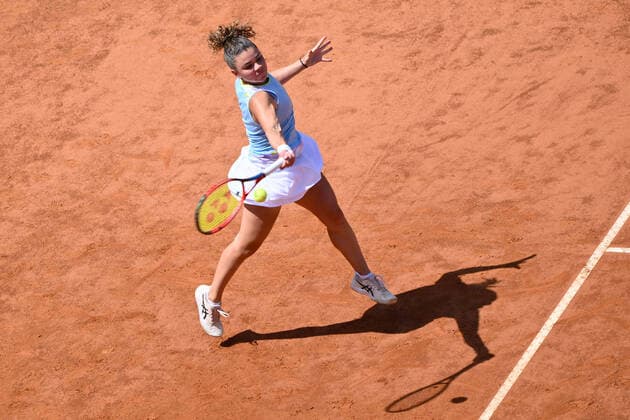 Mandatory Credit: Photo by Fabrizio Corradetti LiveMedia Shutterstock (12934100m) Jasmine Paolini (ITA) Tennis Internationals Internazionali BNL d Italia 2022, Foro Italico, Rome, Italy - 10 May 2022 Tennis Internationals Internazionali BNL d Italia 2022, Foro Italico, Rome, Italy - 10 May 2022  Copyright: xFabrizioxCorradetti LiveMedia Shutterstockx 12934100m