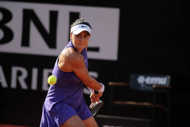 ROME, ITALY - 10.05.2022: E.RADUCANU (GBR) play game against B.ANDREESCU (CANADA) during their single women round match in the Internazionali BNL D Italia at Foro Italico in Rome, Italy on May 10, 2022.  Copyright: xMarcoxIacobuccix xipa-agency.netx xMarcoxIacobuccix 0
