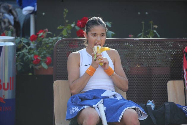 ROME, ITALY - 10.05.2022: E.RADUCANU (GBR) play game against B.ANDREESCU (CANADA) during their single women round match in the Internazionali BNL D Italia at Foro Italico in Rome, Italy on May 10, 2022.  Copyright: xMarcoxIacobuccix xipa-agency.netx xMarcoxIacobuccix 0