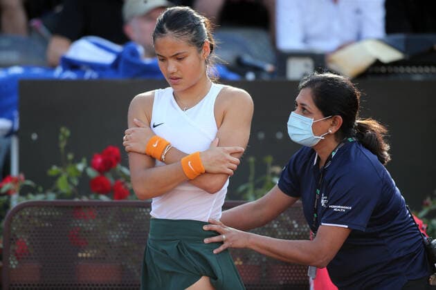 ROME, ITALY - 10.05.2022: E.RADUCANU (GBR) play game against B.ANDREESCU (CANADA) during their single women round match in the Internazionali BNL D Italia at Foro Italico in Rome, Italy on May 10, 2022.  Copyright: xMarcoxIacobuccix xipa-agency.netx xMarcoxIacobuccix 0