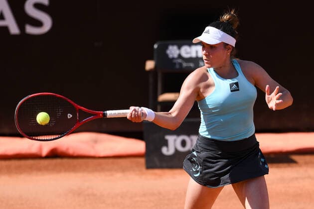 Internazionali BNL D Italia 2022 - Day Four Elena-Gabriela Ruse (ROU) in action during the Internazionali BNL D Italia 2022 match between Iga Swiatek and Elena-Gabriela Ruse - Day Four on May 11, 2022 at Foro Italico in Rome, Italy. Rome Roma Italy  Copyright: xGiuseppexMaffiax originalFilename:maffia-internaz220511_npAM5.jpg