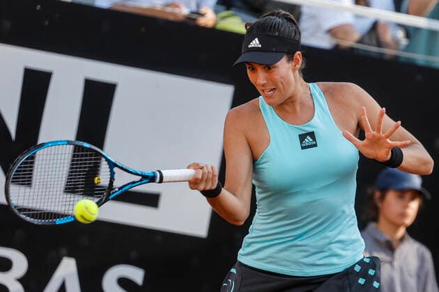May 11, 2022, ROME, ITALY: Garbine Muguruza of Spain in action against Yulia Putintseva of Kazakhstan, during their women™s singles second round match at the Italian Open tennis tournament in Rome, Italy, 11 May 2022..ANSA FABIO FRUSTACI Italian Open tennis tournament  - ZUMAa110 20220511_zaf_a110_102 Copyright: xFabioxFrustacix
