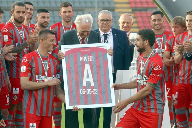 Foto Raffaele Rastelli LaPresse 11 maggio 2022 Cremona, Italia Calcio premiazione promozione US Cremonese - Campionato di calcio Serie BKT 2021 2022 - Stadio Zini. Nella foto:  Copyright: xLaPressex