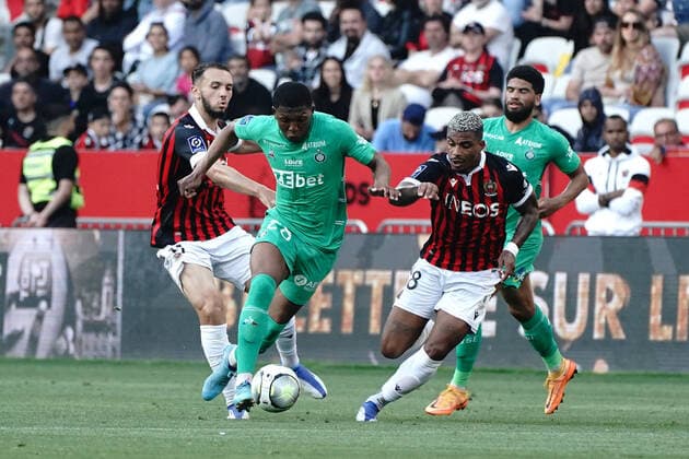 Zaydou Youssouf (AS Saint Etienne) - Mario Lemina (OGC Nice) FOOTBALL : OGC Nice vs AS Saint Etienne - Ligue 1 Uber Eats - Nice - 11 05 2022 NorbertScanella Panoramic 