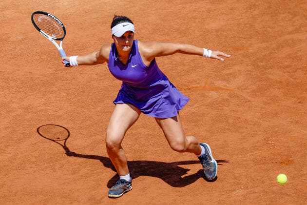 May 13, 2022, ROME, ITALY: Bianca Andreescu of Canada in action during his women s singles quarter final round match against Iga Swiatek of Poland at the Italian Open tennis tournament in Rome, Italy, 13 May 2022. Italian Open tennis tournament  - ZUMAa110 20220513_zaf_a110_034 Copyright: xFabioxFrustacix
