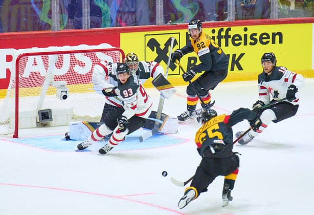 Marc MICHAELIS Nr.65 of Germany scores, shoots goal , Tor, Treffer, Torschuss, 1-2 in the match GERMANY - CANADA 3-5 IIHF Ice hockey, Eishockey World Championship, WM, Weltmeisterschaft Group B in Helsinki, Finland, May 13, 2022, Season 2021 2022