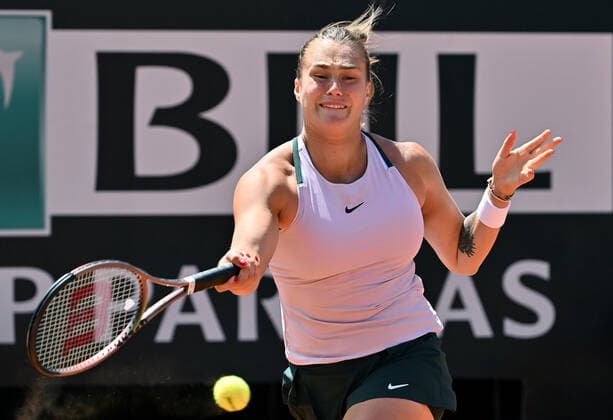 May 14, 2022, ROME: Aryna Sabalenka of Belarus in action during her women s singles semifinal match against Iga Swiatek of Poland at the Italian Open tennis tournament in Rome, Italy, 14 May 2022. ANSA ETTORE FERRARI. ROME - ZUMAa110 20220514_zaf_a110_007 Copyright: xEttorexFerrarix