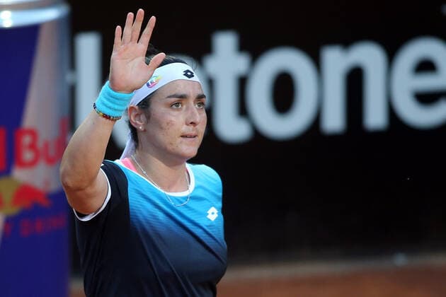 ROME, ITALY - 14.05.2022: ONS JABEUR (TUN) play game against D.KASATKINA during their single women semifinal match in the Internazionali BNL D Italia at Foro Italico in Rome, Italy on May 13, 2022.  Copyright: xMarcoxIacobuccix xipa-agency.netx xMarcoxIacobuccix 0