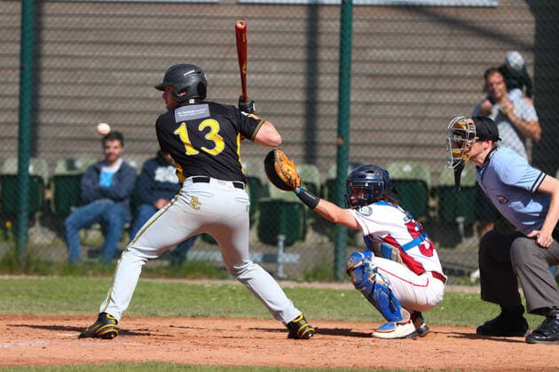 Baseballl I Men I Season 2021 22 I 1 Bundesliga Nord I 11 Matchday I Hamburg Stealers Bonn Capitals I 14 05 2022 Justus Recki 13, Bonn Capitals Sebastian Koch 55, Hamburg Stealers Hamburg Baseballanlage Langenhorst Hamburg Germany Copyright: xLobeca RalfxHomburgx