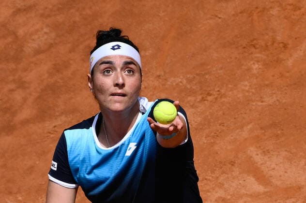 May 15, 2022, Rome, Italy: Ons Jabeur (TUN) during final against Iga Swiatek (POL) of the WTA, Tennis Damen Master 1000 Internazionali BNL D Italia tournament at Foro Italico on May 15, 2022. Tennis Internationals - Internazionali BNL d Italia - Women s final - Swiatek vs Jabeur, Rome, Italy  - ZUMAl164 20220515_zsa_l164_053 Copyright: xFabrizioxCorradettix