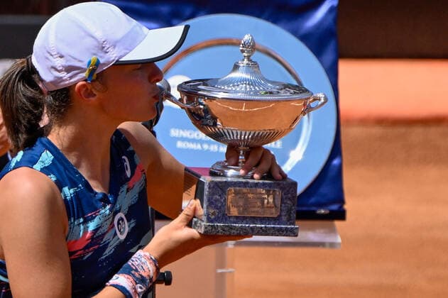 Internazionali BNL D Italia 2022 - Day Eight Iga Swiatek (POL) winner final against Iga Swiatek (POL) of the WTA, Tennis Damen Master 1000 Internazionali BNL D Italia tournament at Foro Italico on May 15, 2022 Rome Italy  Copyright: xFabrizioxCorradettix originalFilename:livemedia-internaz220515_nphPj.jpg