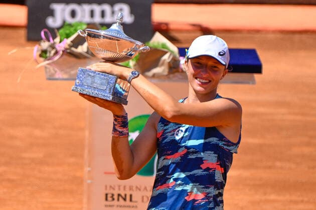 Internazionali BNL D Italia 2022 - Day Eight Iga Swiatek (POL) winner final against Iga Swiatek (POL) of the WTA, Tennis Damen Master 1000 Internazionali BNL D Italia tournament at Foro Italico on May 15, 2022 Rome Italy  Copyright: xFabrizioxCorradettix originalFilename:livemedia-internaz220515_nplQR.jpg