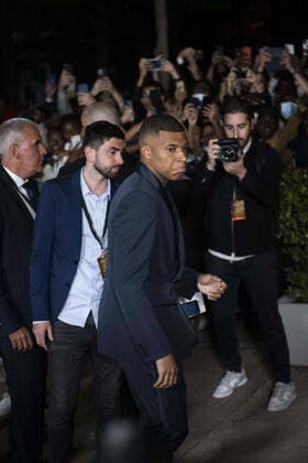 Fußball, Trophees UNFP Verleihung in Paris Kylian Mbappe FOOTBALL : 30e Ceremonie des Trophees UNFP - Paris - 15 05 2022 JBAutissier Panoramic 